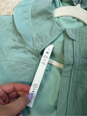 Lululemon Jacket Light green Hooded